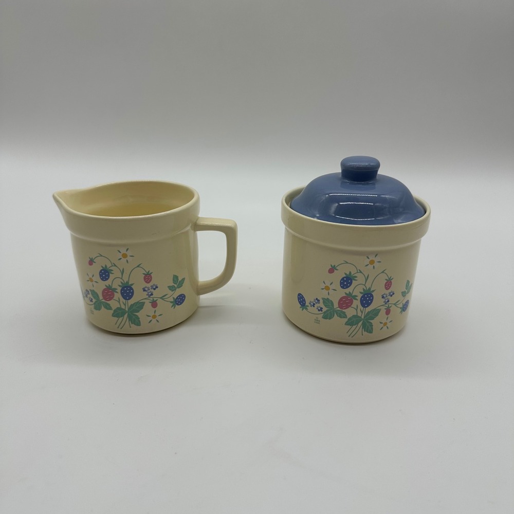 Vtg Auntie Em Collection Ceramic Sugar & Creamer Berries USA 1986 Cottagecore